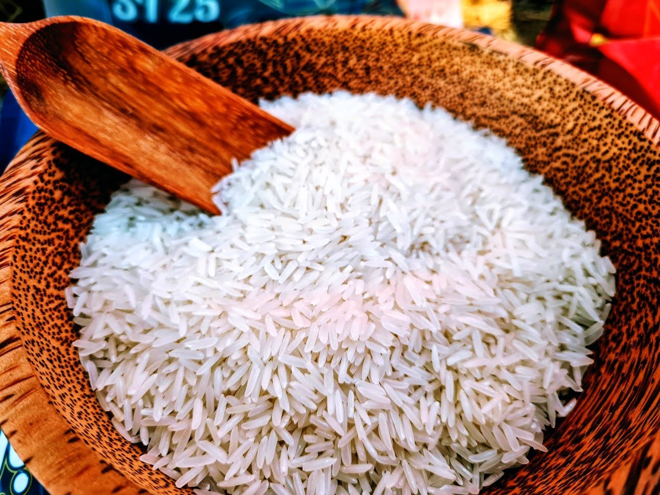Lý do giá gạo Việt giữ ngôi vương khi giá gạo nhiều nước lao dốc