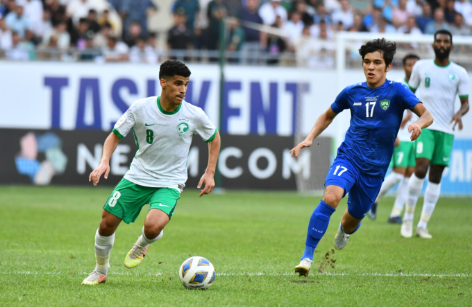 Arab Saudi (áo trắng) đánh bại Uzbekistan ở chung kết U23 châu Á 2022. Ảnh: AFC
