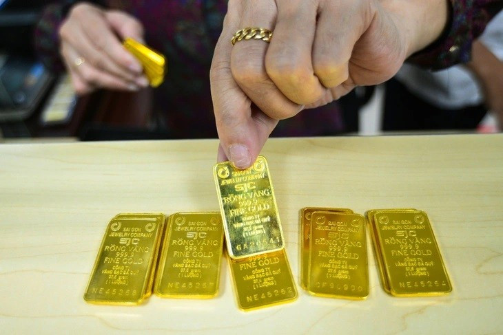 Giá vàng hôm nay 5/4/2024: Vàng trong nước tăng, thế giới giảm | Báo Hà Tĩnh