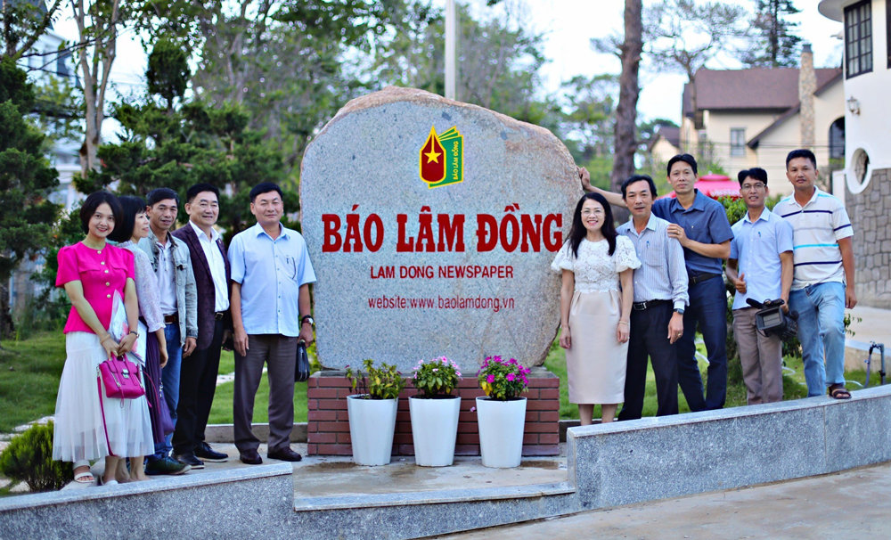 Một số hình ảnh Báo Gia Lai đến thăm và làm việc với Báo Lâm Đồng
