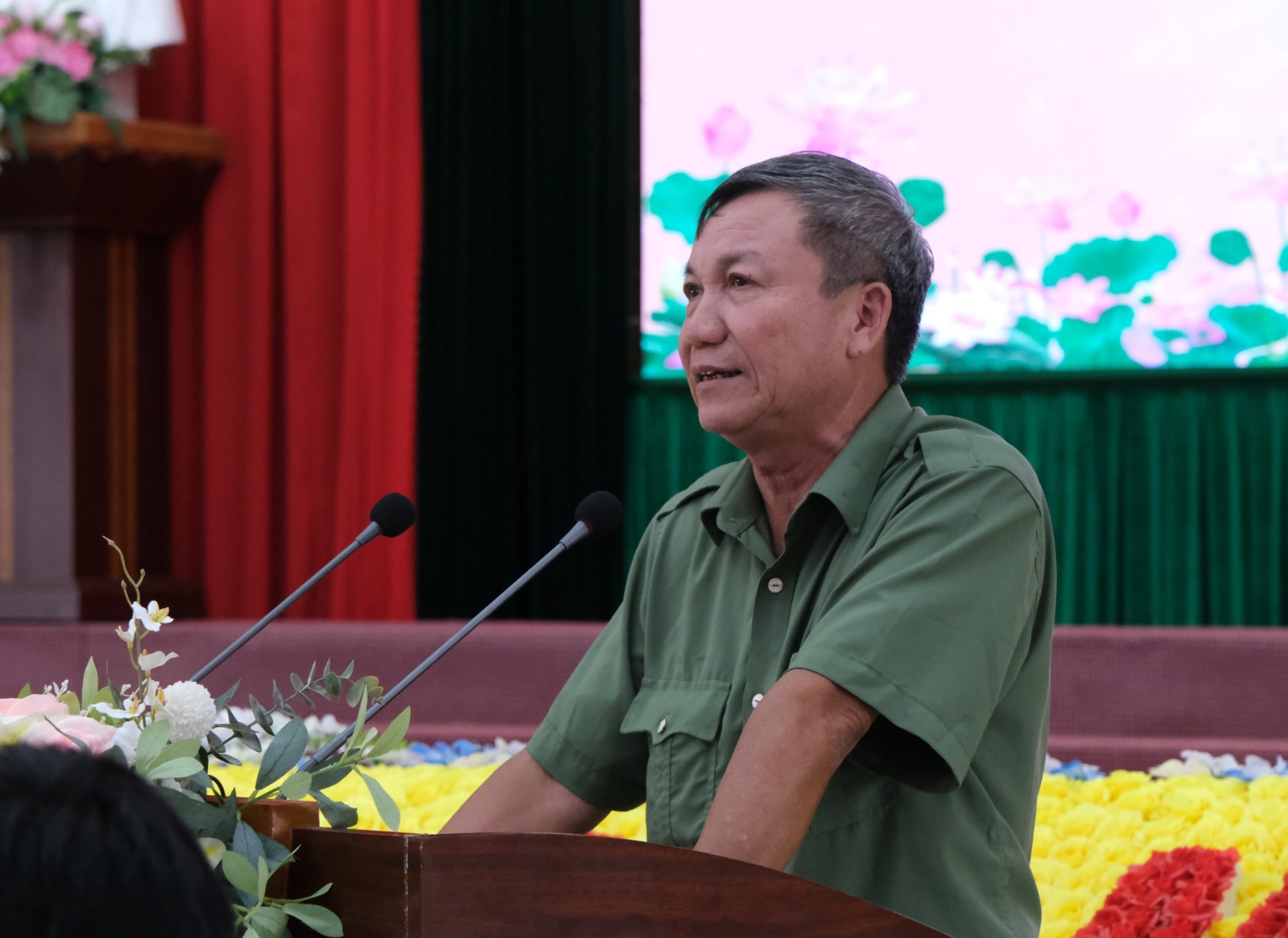 Đại biểu chia sẻ ý kiến tại Hội nghị