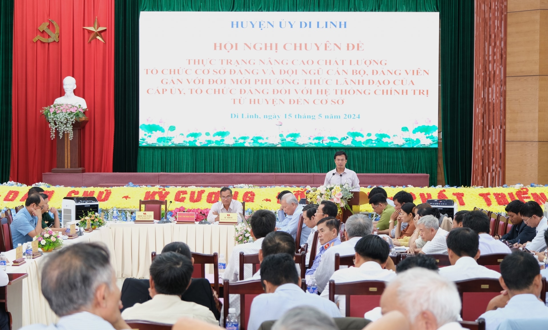 Toàn cảnh Hội nghị