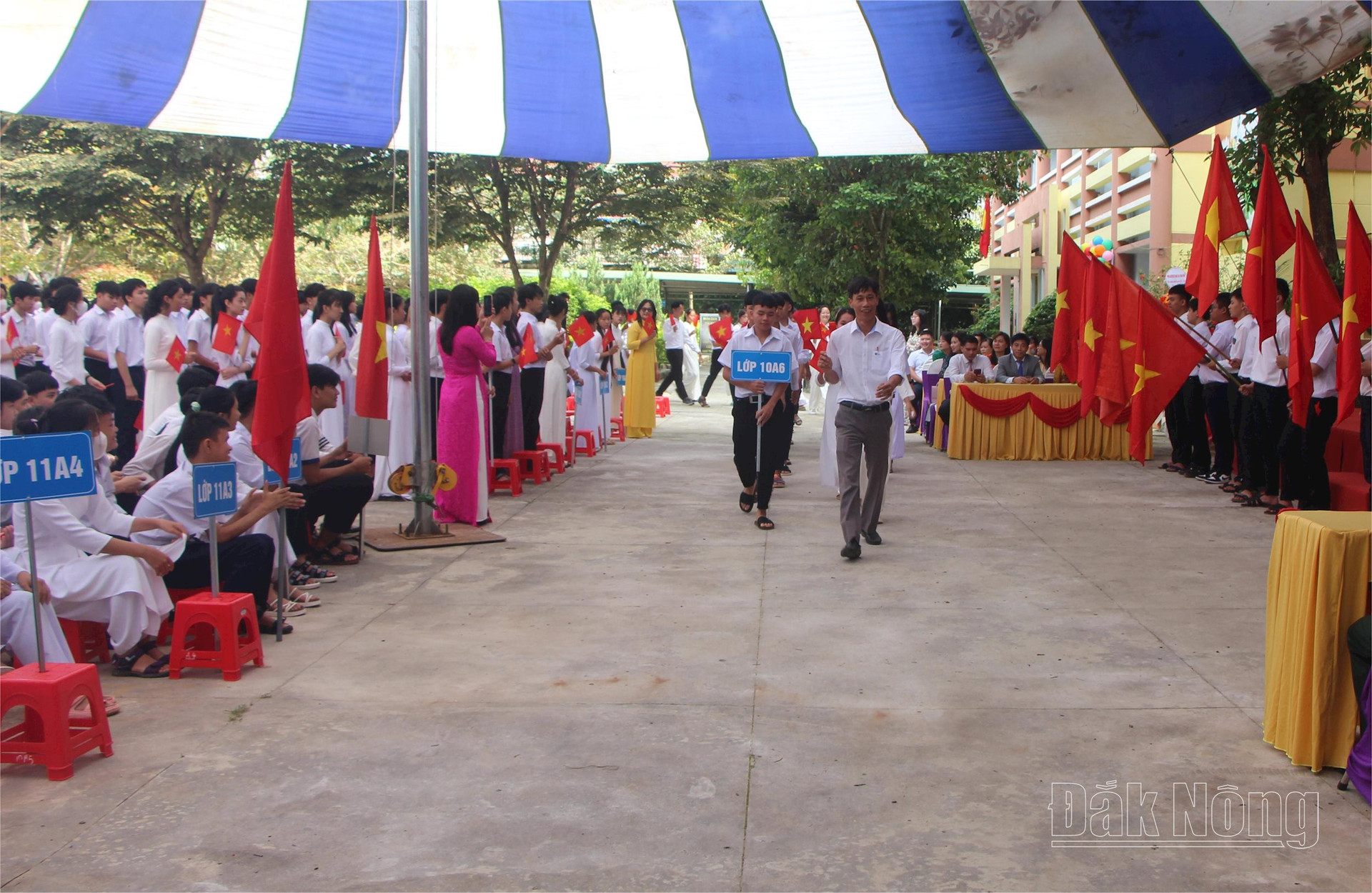 ễ khai giảng, đón học sinh lớp 10 của Trung tâm Giáo dục thường xuyên tỉnh Đắk Nông năm học 2023-2024