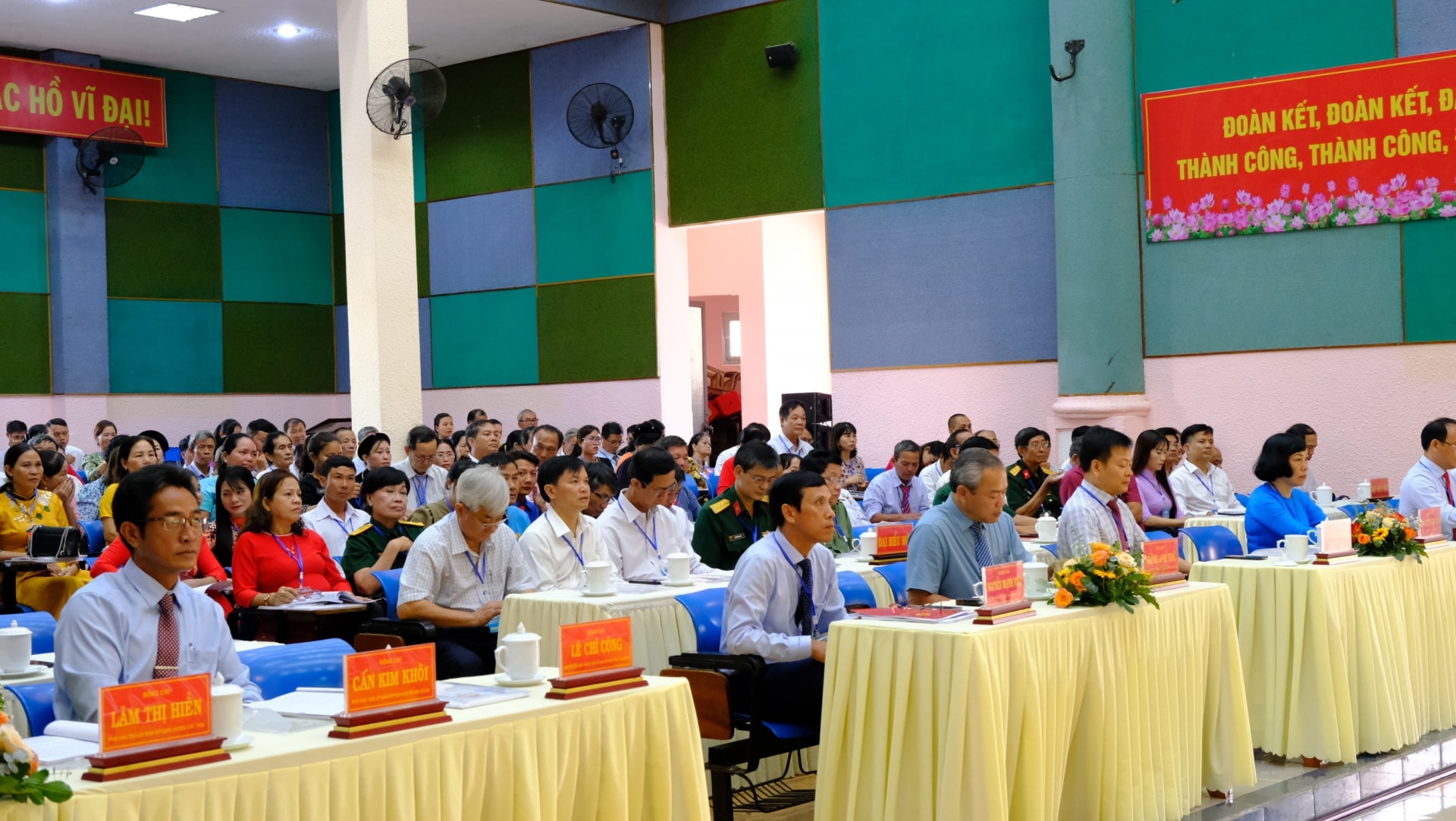 Các đại biểu tham dự Đại hội.