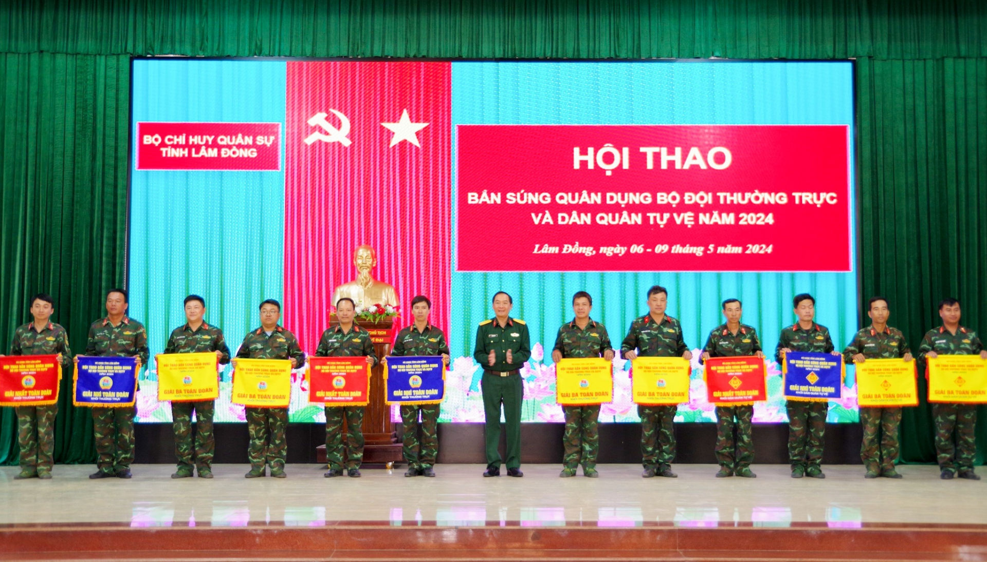 Nhiều tập thể đạt thành tích cao tại Hội thao bắn súng quân dụng bộ đội thường trực và dân quân tự vệ năm 2024