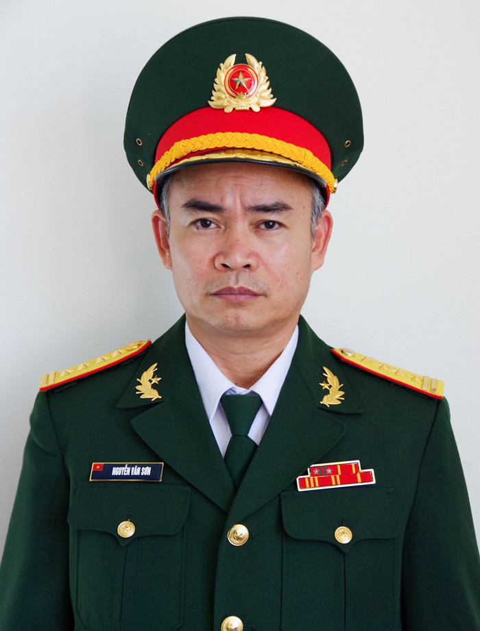 Đại tá Nguyễn Văn SơnChính ủy Bộ CHQS tỉnh Lâm Đồng