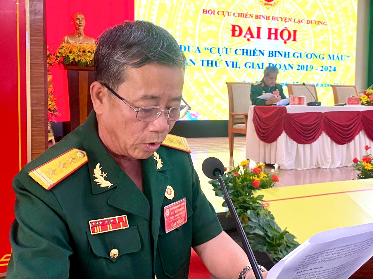 đồng chí Trần Văn Hoá - Chủ tịch Hội CCB huyện Lạc Dương