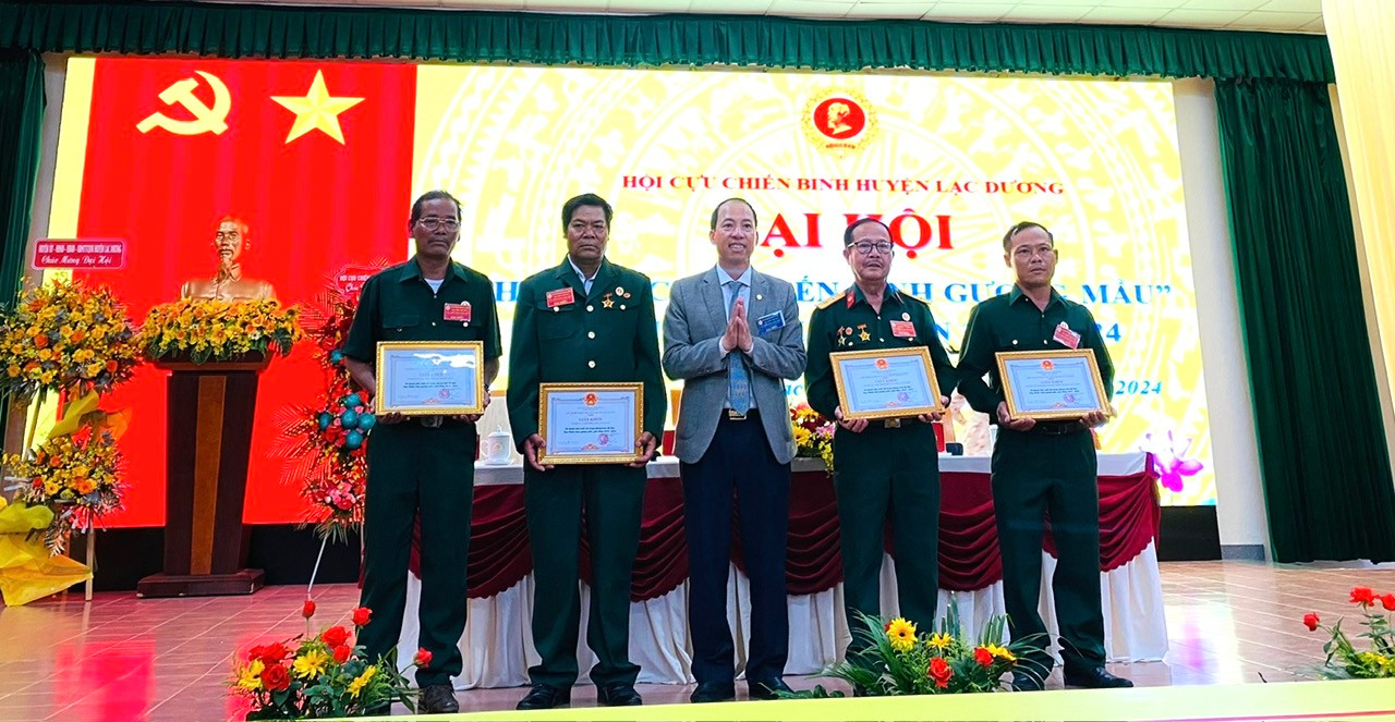 Sử Thanh Hoài - Bí thư Huyện ủy, Chủ tịch HĐND huyện