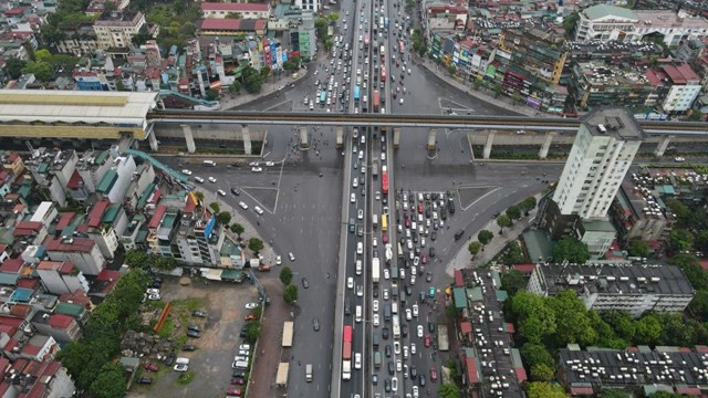 Hôm nay, điều chỉnh tổ chức giao thông nút giao Nguyễn Trãi - Khuất Duy Tiến