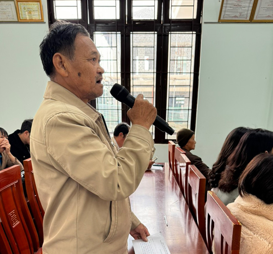 Cử tri kiến nghị về nhiều nội dung còn bất cập