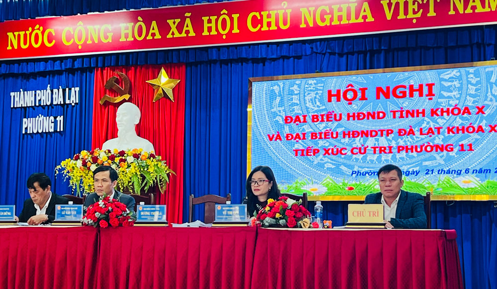 Đại biểu HĐND 2 cấp tiếp xúc cử tri trước kỳ họp giữa năm 2024