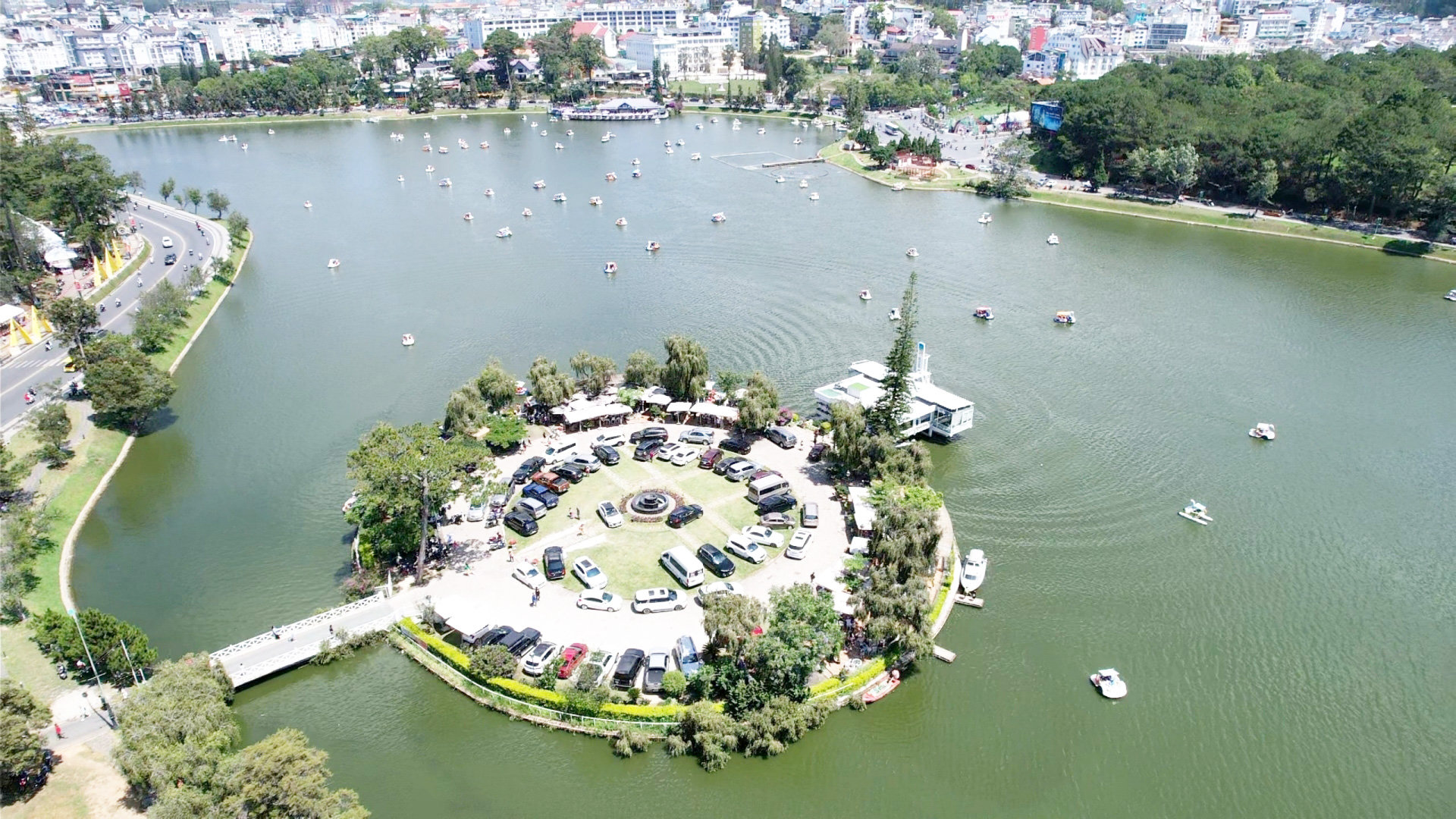 Nhà hàng Thủy Tạ được UBND tỉnh phê duyệt đấu giá với tiền thuê đất và tài sản trên 3,6 tỷ đồng/năm