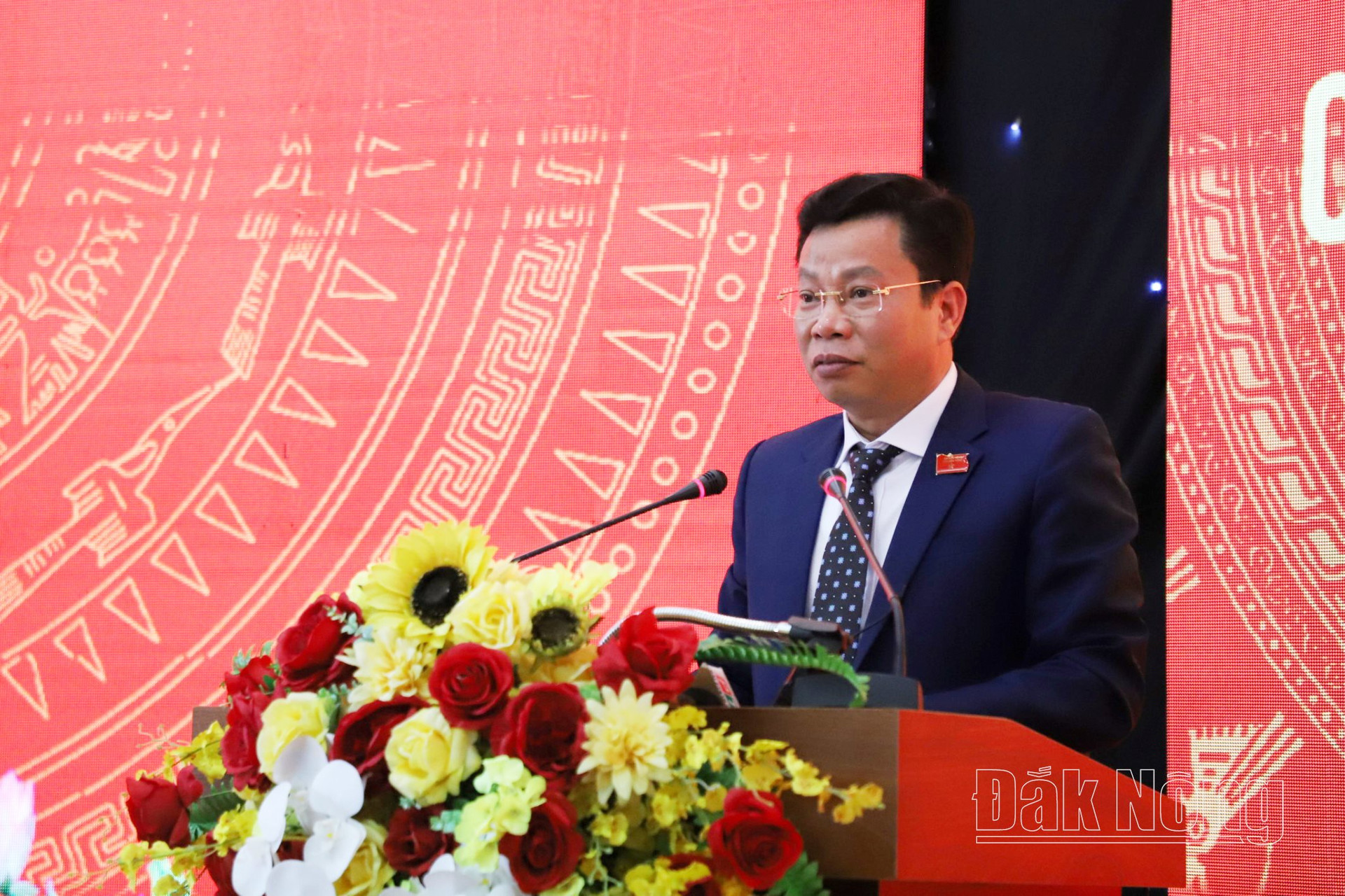 Đồng chí Lưu Văn Trung, Phó Bí thư Tỉnh ủy, Chủ tịch HĐND tỉnh Đắk Nông đề nghị các đơn vị liên quan thực hiện đúng tinh thần các nghị quyết đã được ban hành, bảo đảm các nghị quyết đi vào cuộc sống