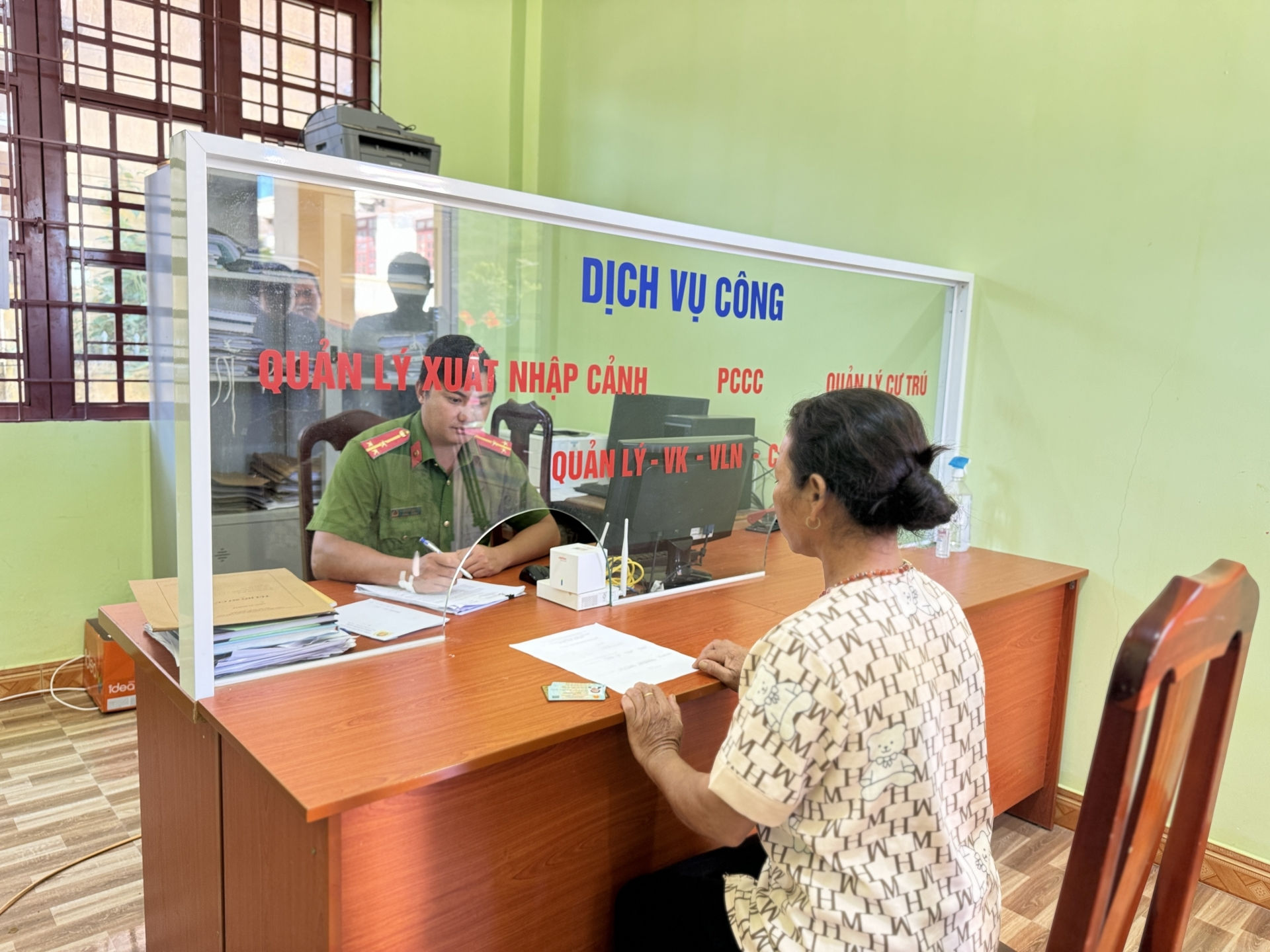 Triển khai Đề án 06 tại xã Đạ Long, Đam Rông