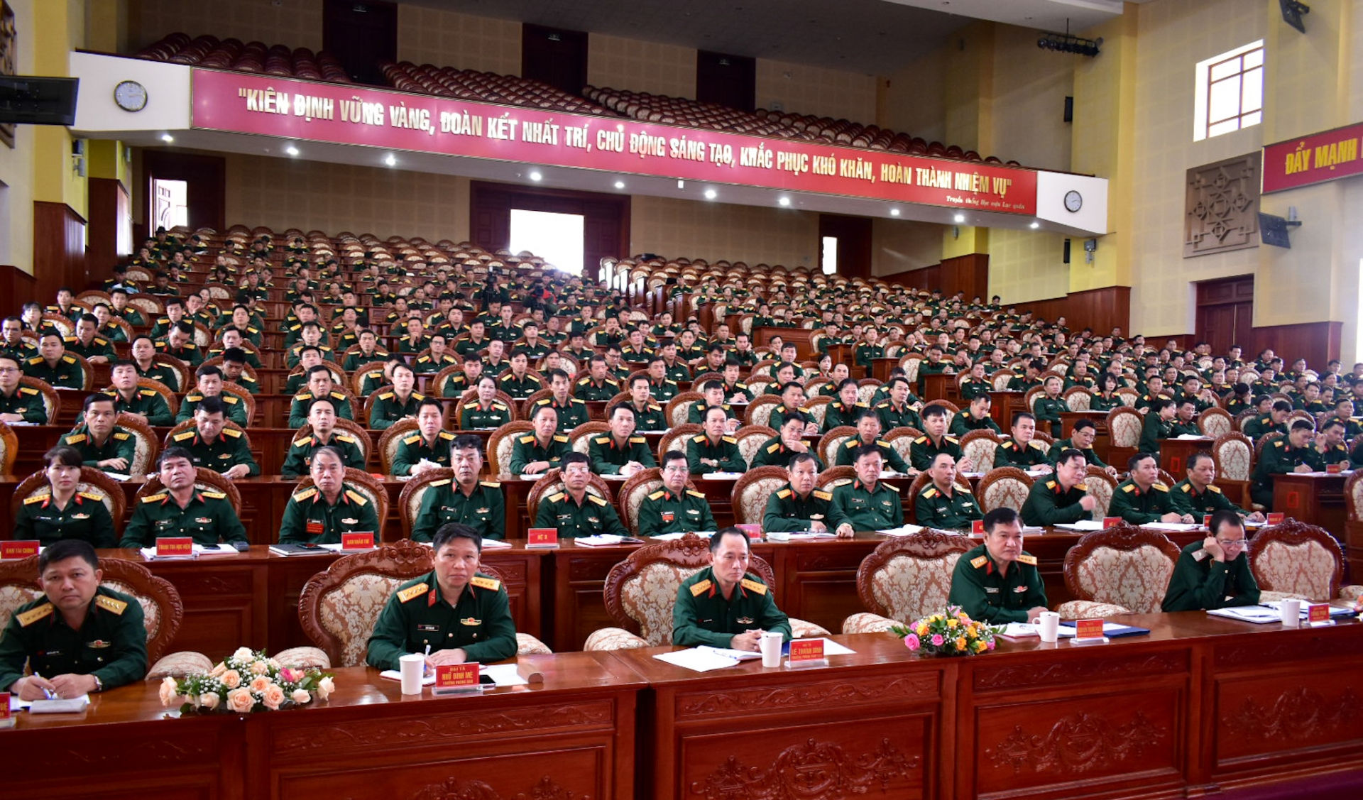 Các đại biểu tham dự hội nghị