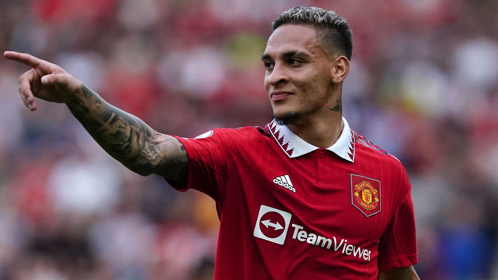 Antony makes instant impact on Man Utd debut as Brazilian shows he can be Erik ten Hag's 'missing link' | Football News | Sky Sports