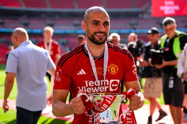 Man Utd make decision on Sofyan Amrabat deal after snubbing transfer clause - Mirror Online