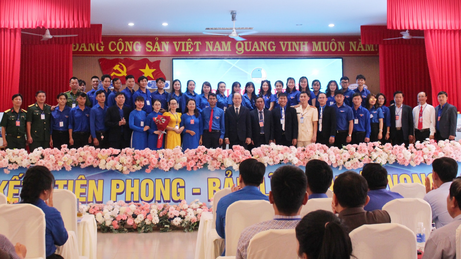 Ủy viên Ủy ban Hội LHTN Việt Nam huyện Bảo Lâm khóa VI ra mắt đại hội