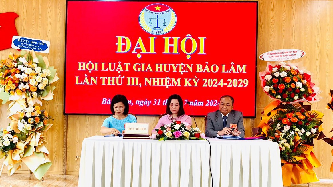 Đoàn Chủ tịch điều hành Đại hội