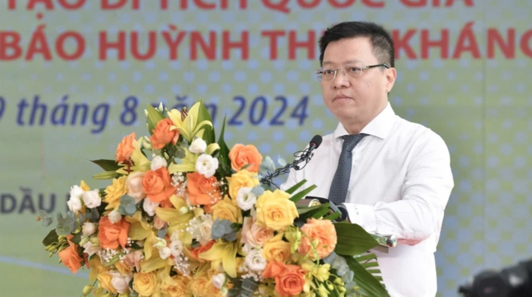 Đồng chí Lê Quốc Minh, Ủy viên Trung ương Đảng, Phó Trưởng Ban Tuyên giáo Trung ương, Tổng Biên tập Báo Nhân Dân, Chủ tịch Hội Nhà báo Việt Nam phát biểu tại buổi Lễ