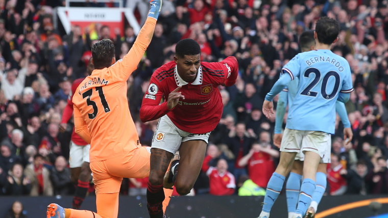 Man United vs Man City result, highlights and analysis as Fernandes and Rashford seal controversial win | Sporting News Canada