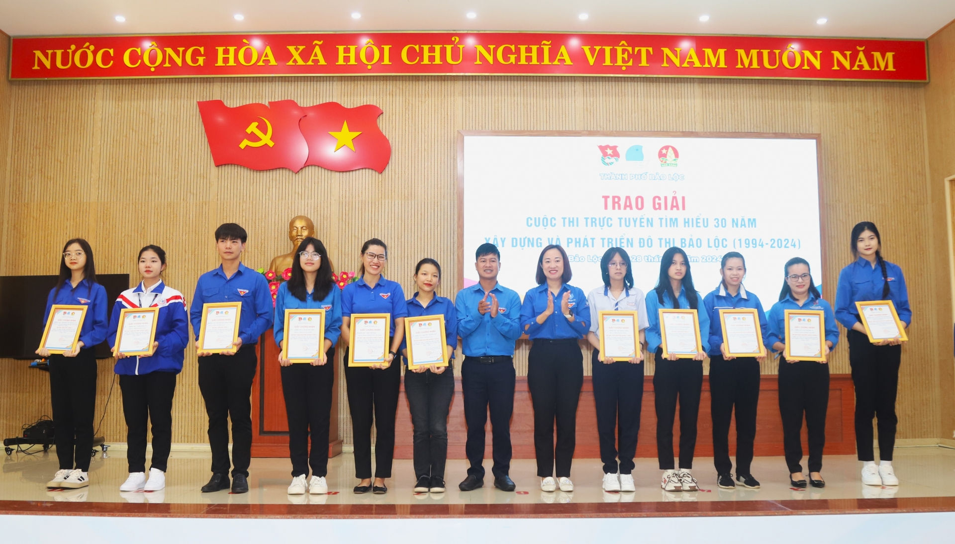 Các tập thể, cá nhân nhận khen thưởng của Thành Đoàn Bảo Lộc