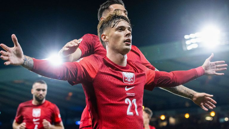 Scotland 2-3 Poland: Stoppage-time penalty sees Scots fall to defeat in Nations League opener | Football News | Sky Sports