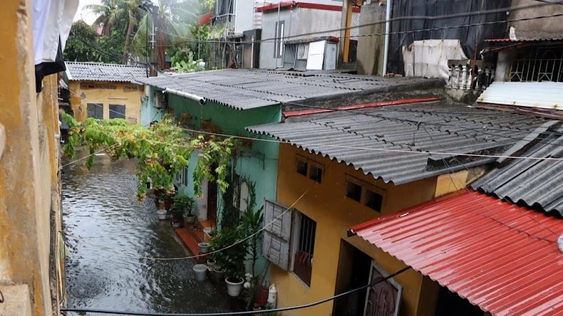 [Live] Bão số 3 đổ bộ vào các tỉnh phía bắc gây gió mạnh, mưa lớn, 4 người đã tử vong ảnh 13