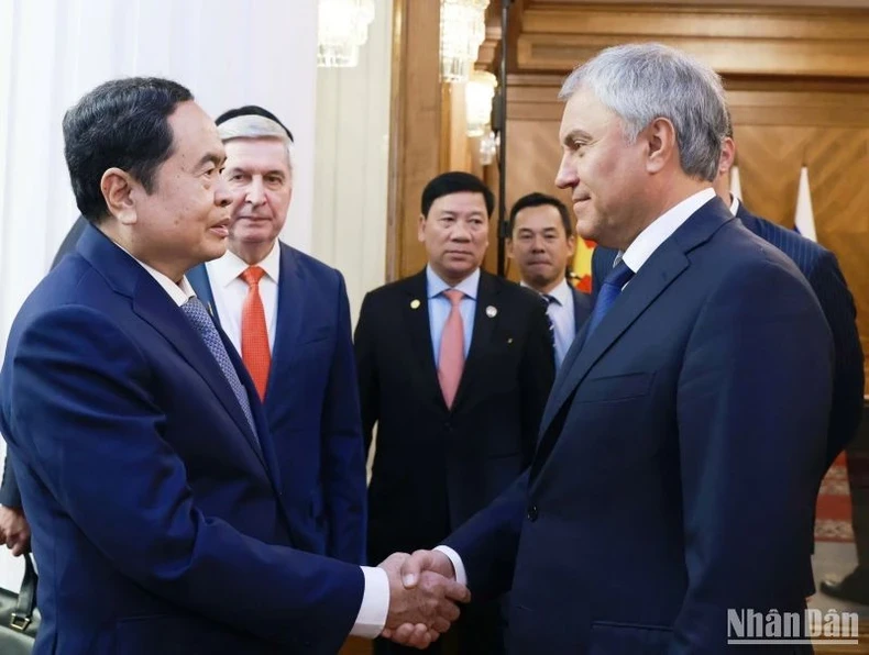 Chủ tịch Quốc hội Trần Thanh Mẫn hội đàm với Chủ tịch Duma Quốc gia Quốc hội Liên bang Nga ảnh 2