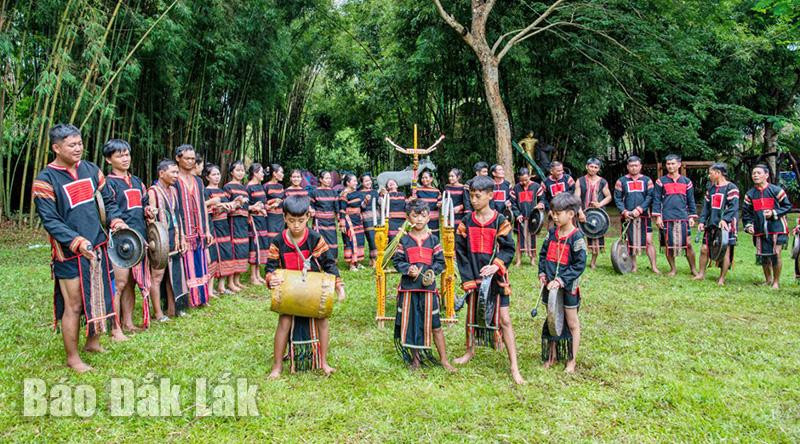 Đắk Lắk: Cồng chiêng được trả về với cộng đồng