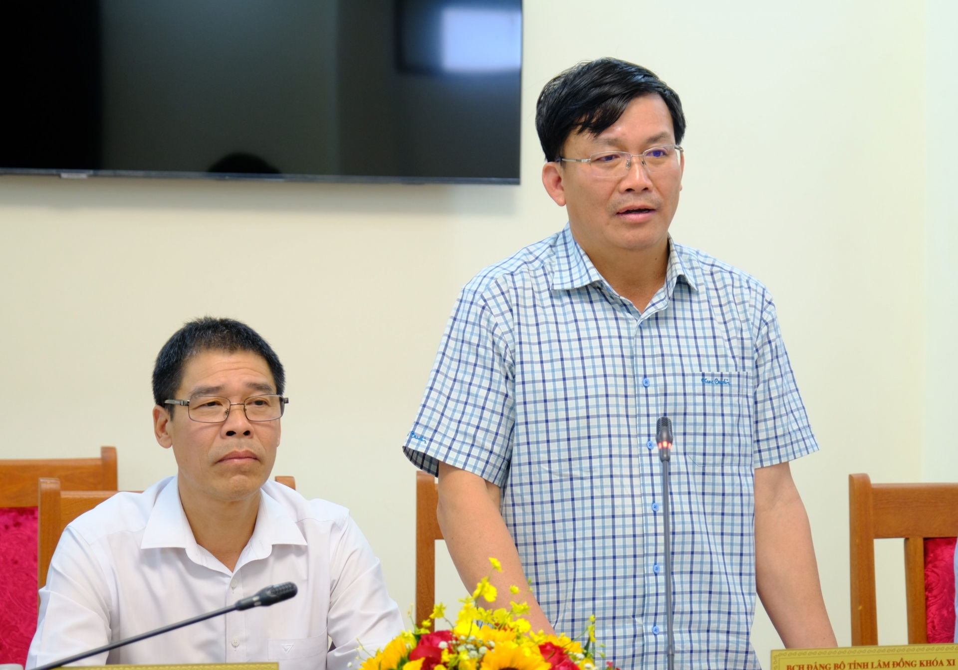 Đồng chí Hoàng Thanh Hải - Bí thư Đảng ủy Khối Các cơ quan tỉnh phát biểu ý kiến về công tác dân vận chính quyền 