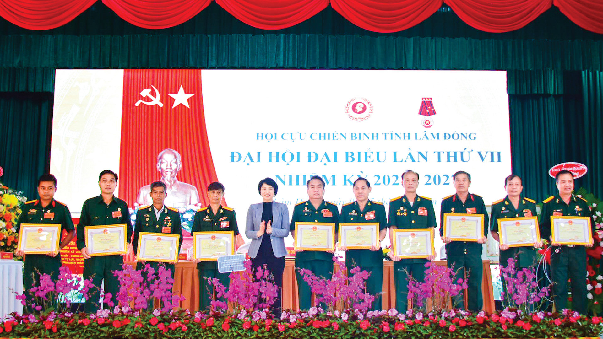 Từ Phong trào thi đua “CCB gương mẫu” đã xuất hiện nhiều tấm gương, tập thể điển hình tiên tiến