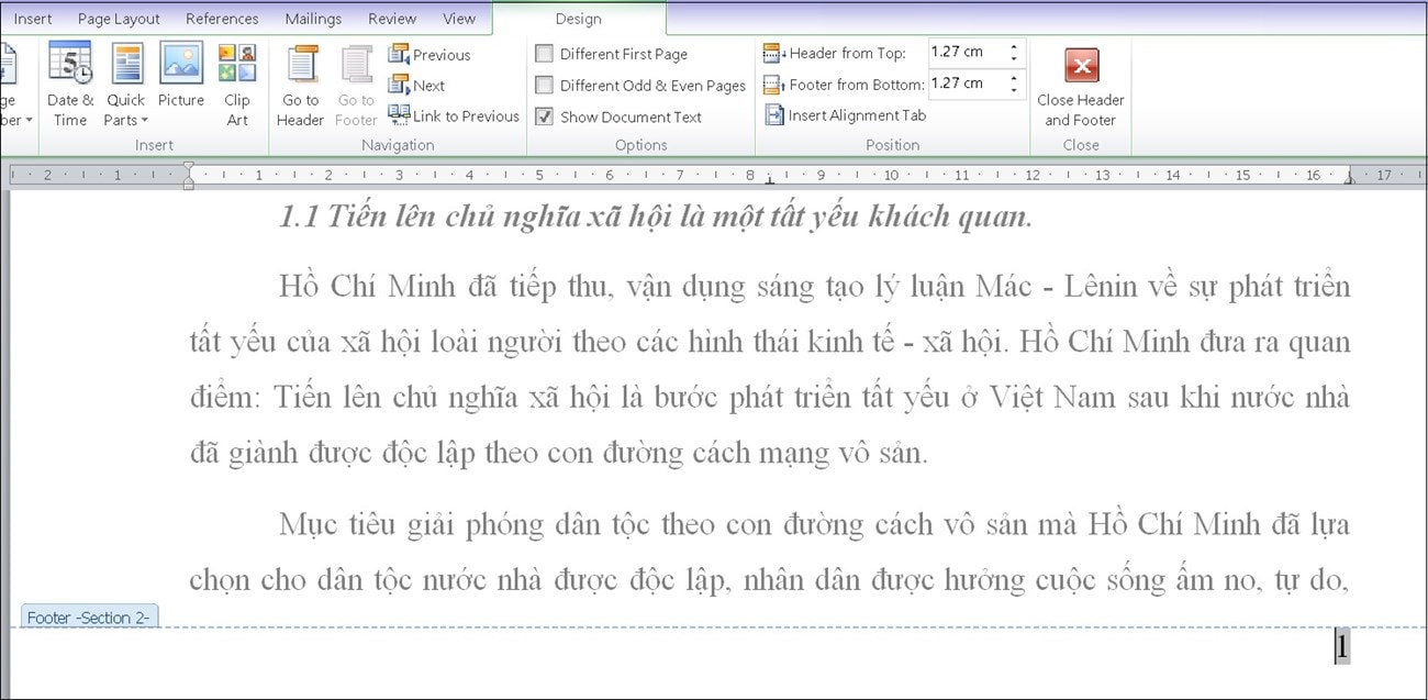 Trong phần Design>mục Link to Previous để tiến hành xóa liên kết