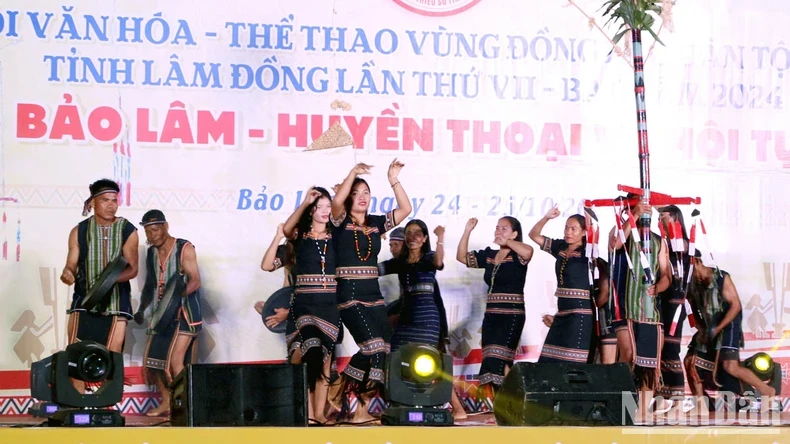 Khai hội văn hóa-thể thao các dân tộc thiểu số Nam Tây Nguyên ảnh 7