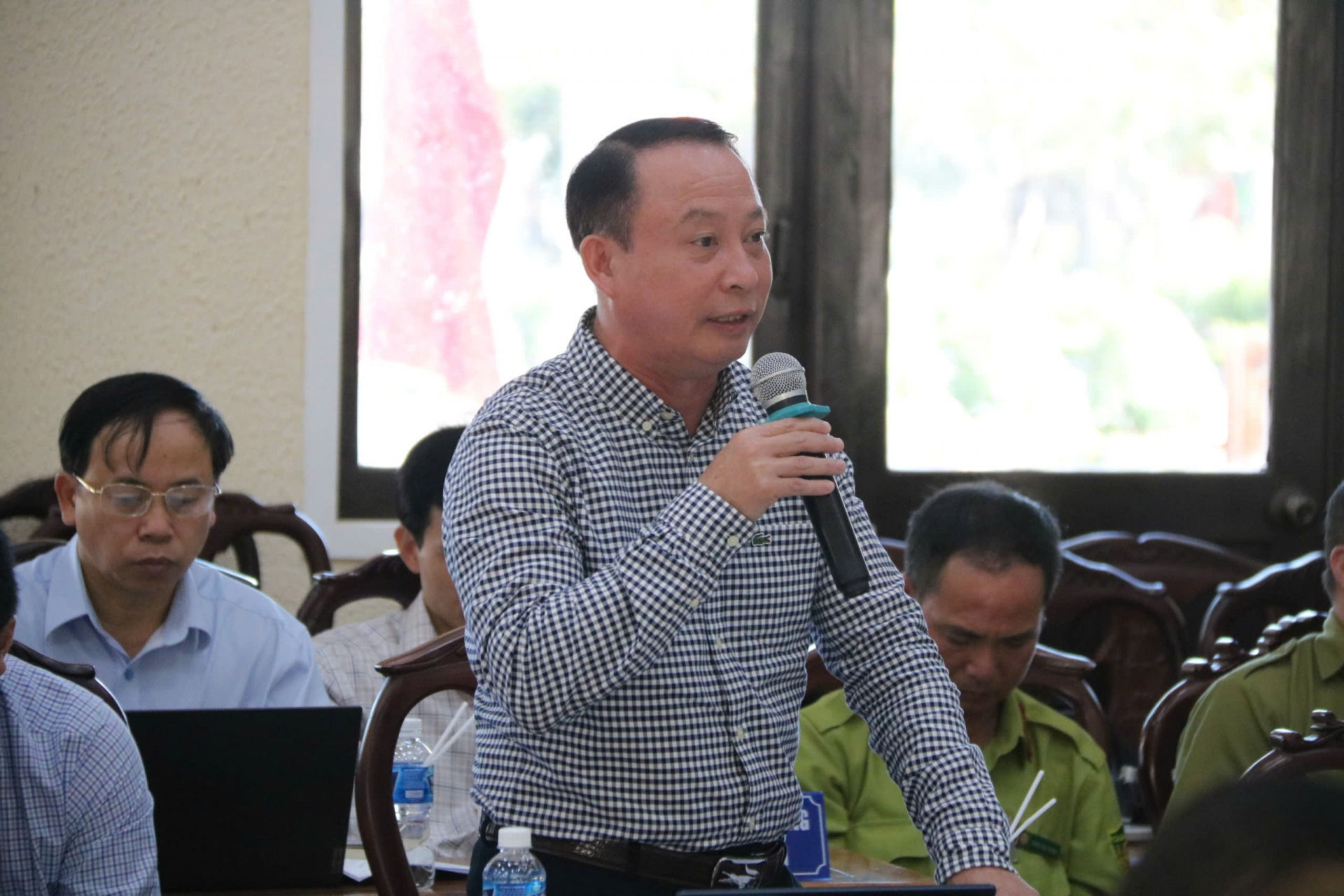 Ông Nguyễn Văn Trãi - Quyền Giám đốc Sở Tài nguyên và Môi trường phát biểu tại buổi làm việc