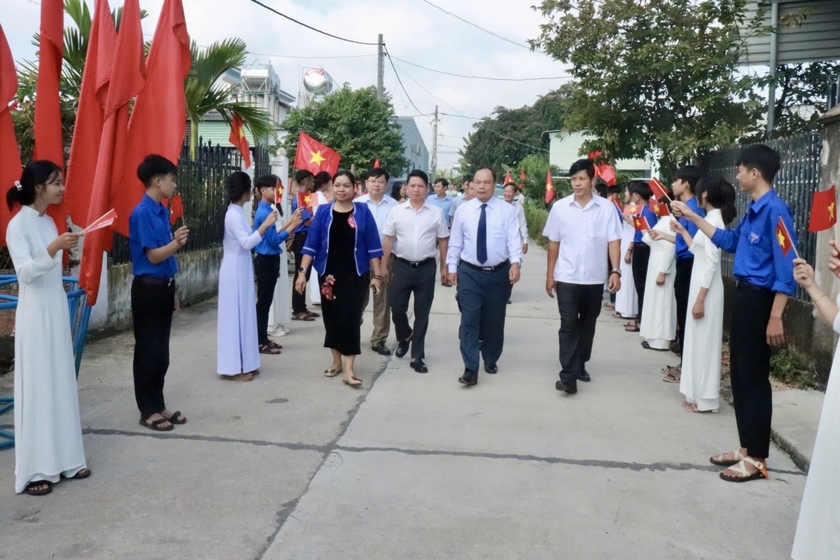 Gia Lai: Phó Chủ tịch UBND tỉnh Dương Mah Tiệp dự Ngày hội Đại đoàn kết tại huyện Phú Thiện