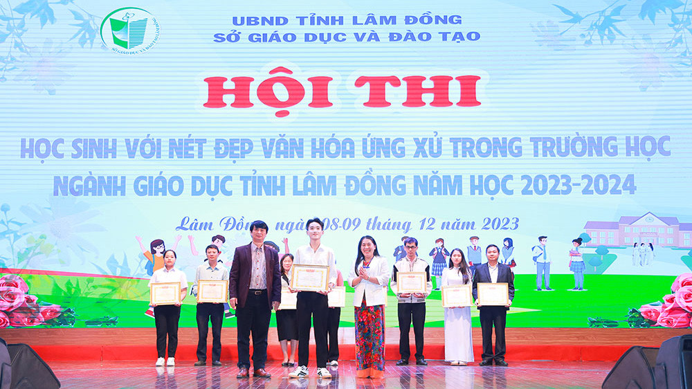 Hội thi “Học sinh với nét đẹp văn hóa ứng xử trong trường học” do Sở GDĐT Lâm Đồng tổ chức