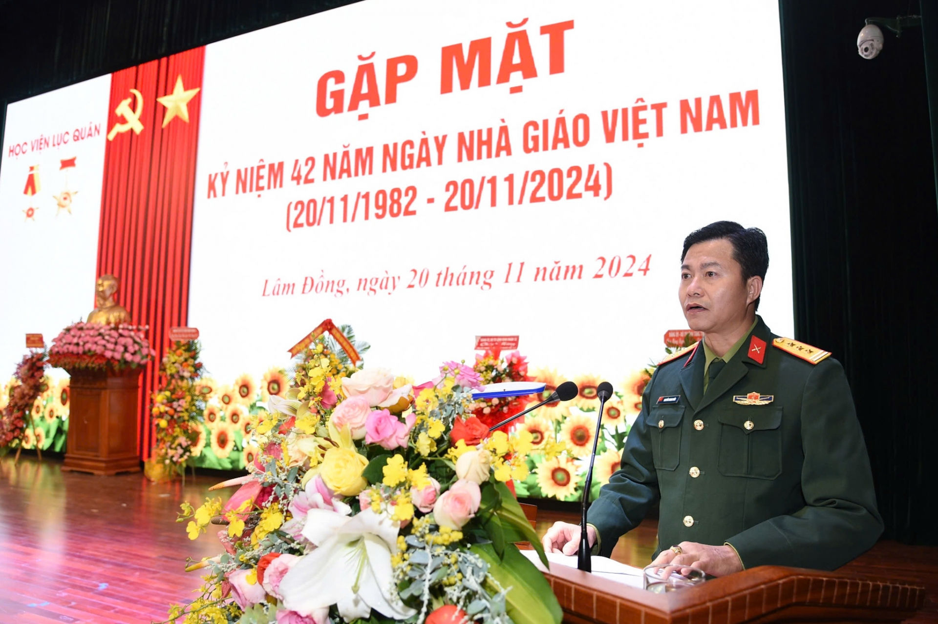  Đại diện Học viên phát biểu chúc mừng 