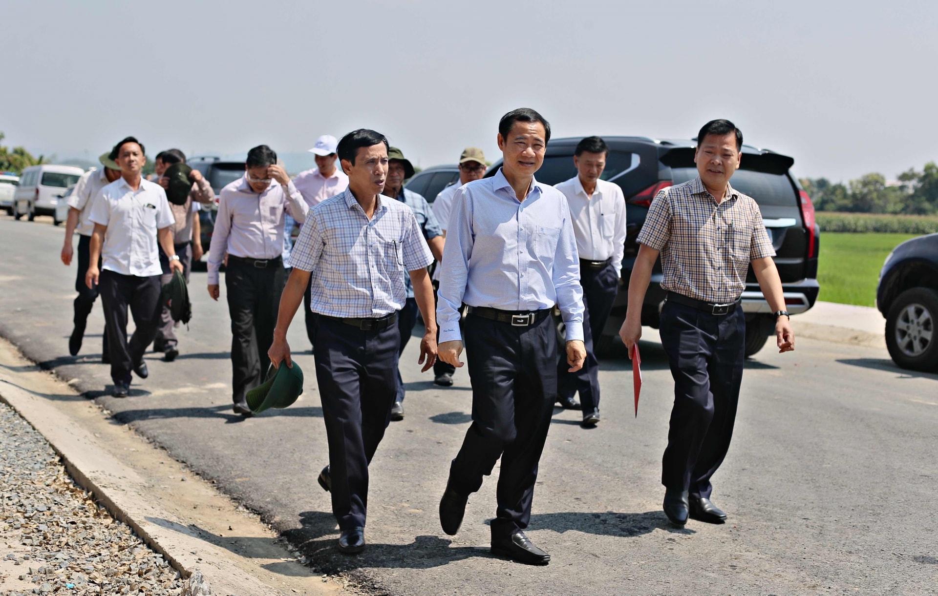 Ngay từ đầu năm 2024, Quyền Bí thư tỉnh uỷ Nguyễn Thái Học cùng lãnh đạo tỉnh, các sở, ngành liên quan đã có buổi kiểm tra thực tế, để chỉ đạo hướng dẫn lãnh đạo 3 huyện phía Nam thực hiện các điều kiện để thành sáp nhập huyện mới