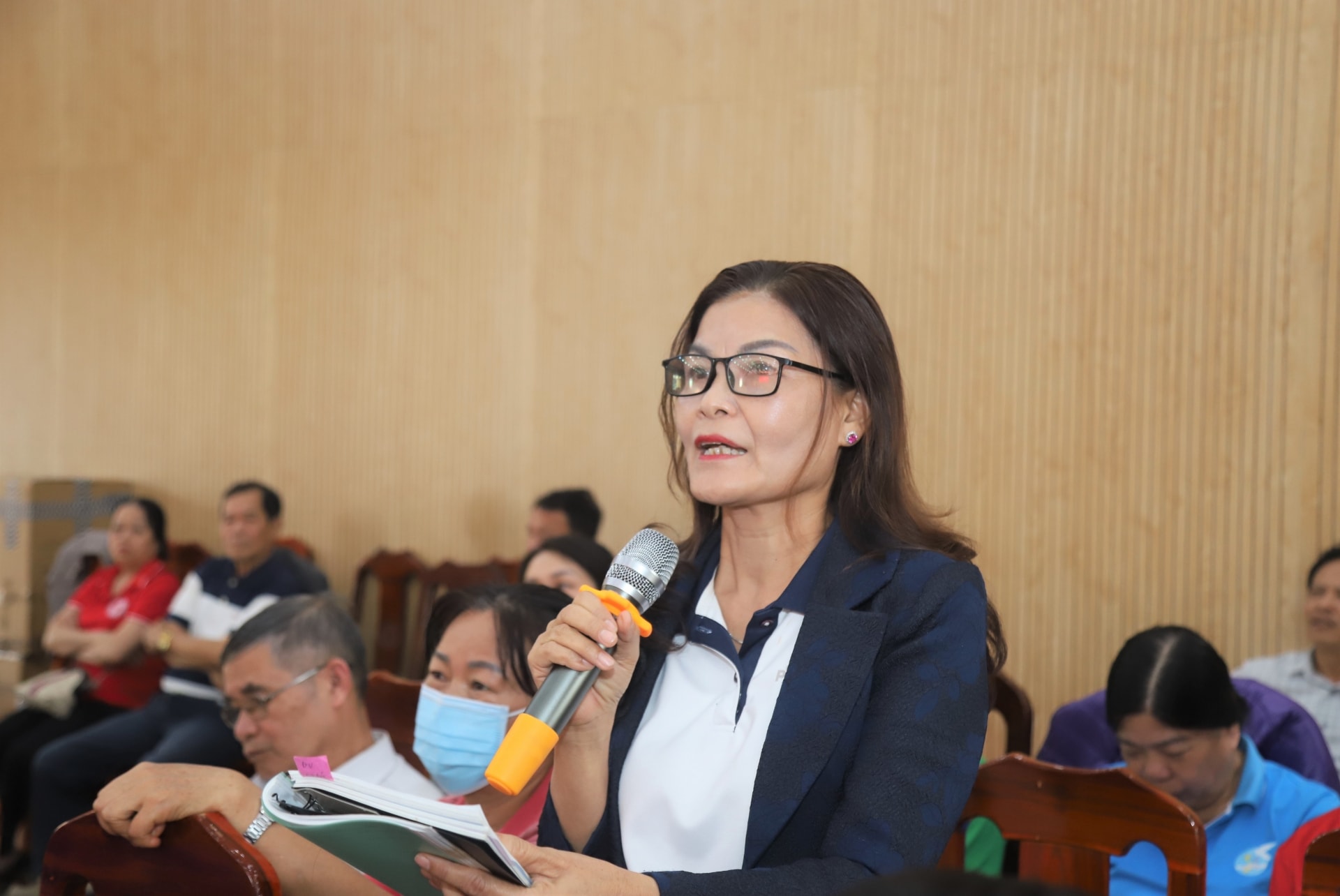 Cử tri TP Bảo Lộc kiến nghị nhấn vấn đề liên quan đến thời gian đóng Bảo hiểm Xã hội của người lao động
