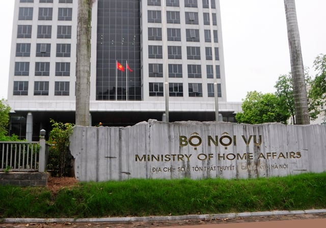 Bộ Nội vụ khẳng định thông tin về chế độ cán bộ khi sắp xếp bộ máy là không chính xác