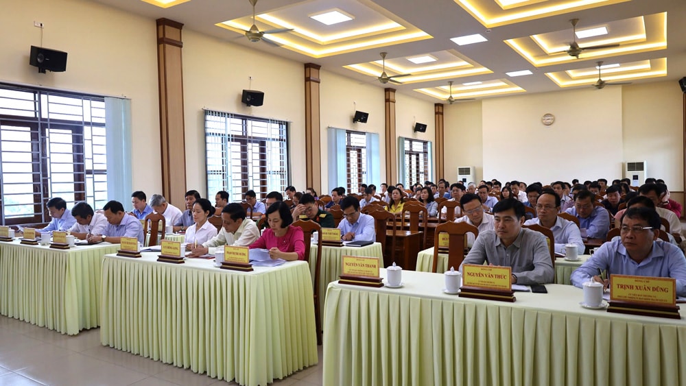 Các đại biểu tham dự hội nghị