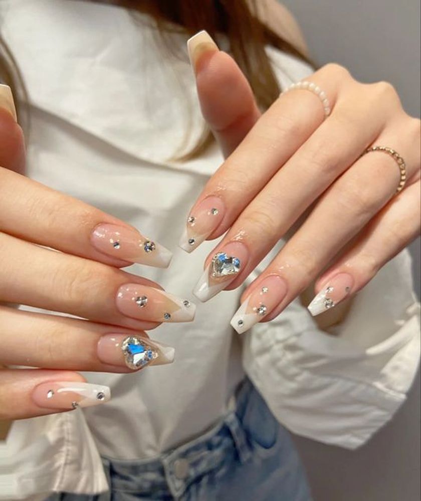 Top 18+ mẫu nail móng nhọn sang trọng và quyến rũ làm nàng say mê