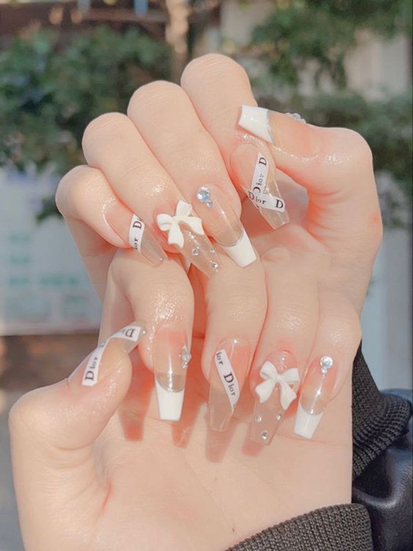 Top 18+ mẫu nail móng nhọn sang trọng và quyến rũ làm nàng say mê