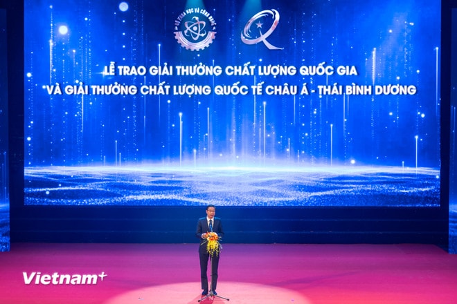 vnp_trao giai chat luong quoc gia 2024.jpg