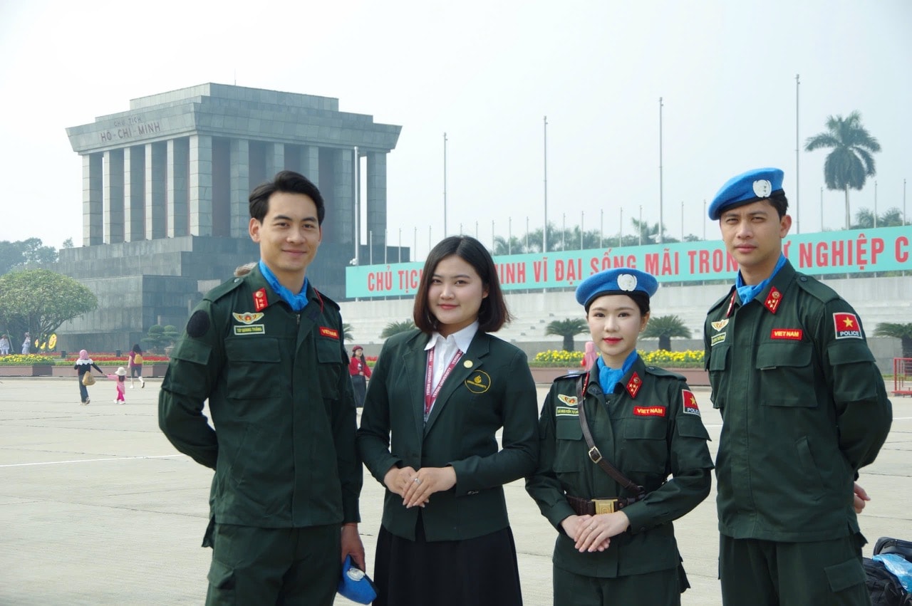 Phạm Thanh Tuyền (thứ 2 từ trái sang) tham gia các hoạt động tại Ngày hội Học sinh sinh viên toàn quốc năm 2025