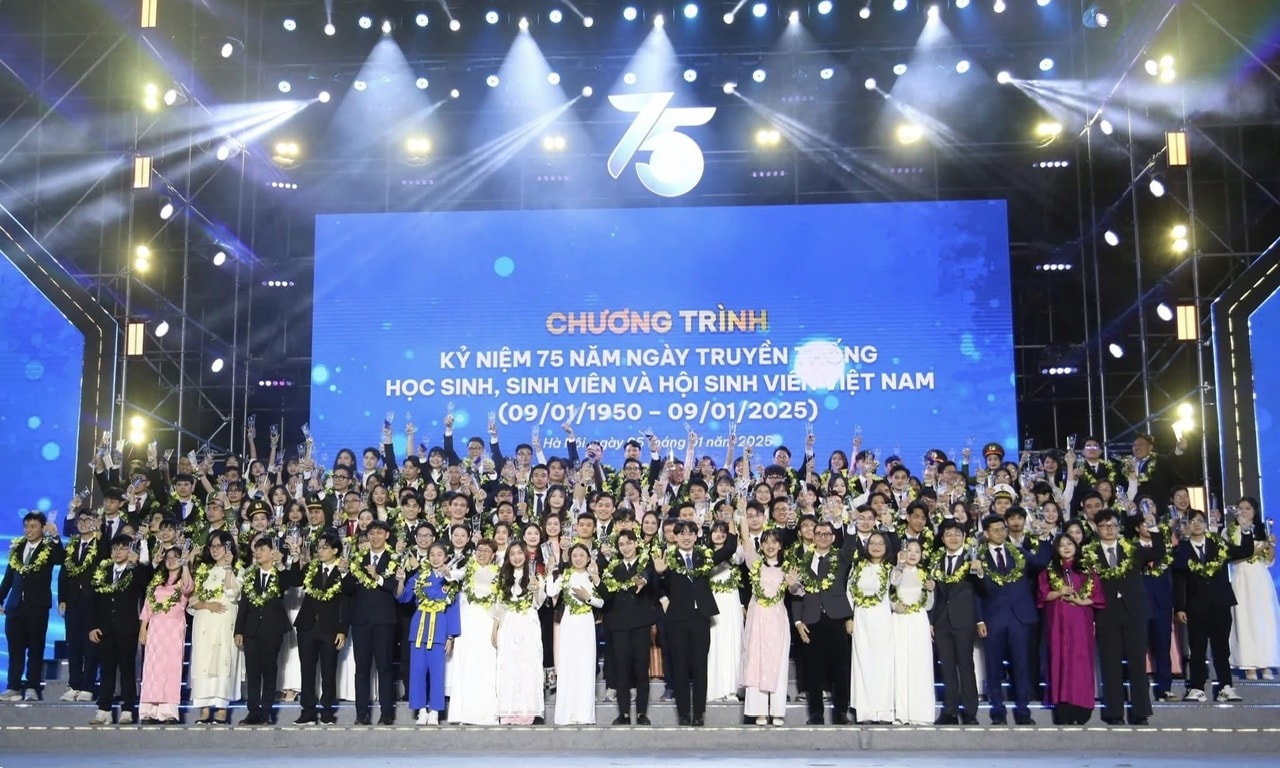 Trung ương Đoàn TNCS Hồ Chí Minh - Trung ương Hội Sinh viên Việt Nam tuyên dương 181 học sinh, sinh viên tiêu biểu năm học 2023 - 2024