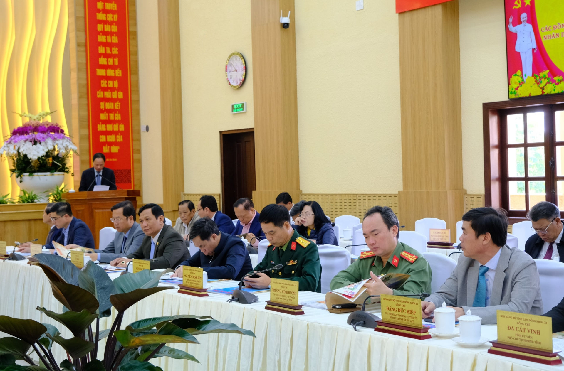 Các đồng chí Ủy viên Ban Thường vụ Tỉnh ủy tham dự buổi gặp mặt