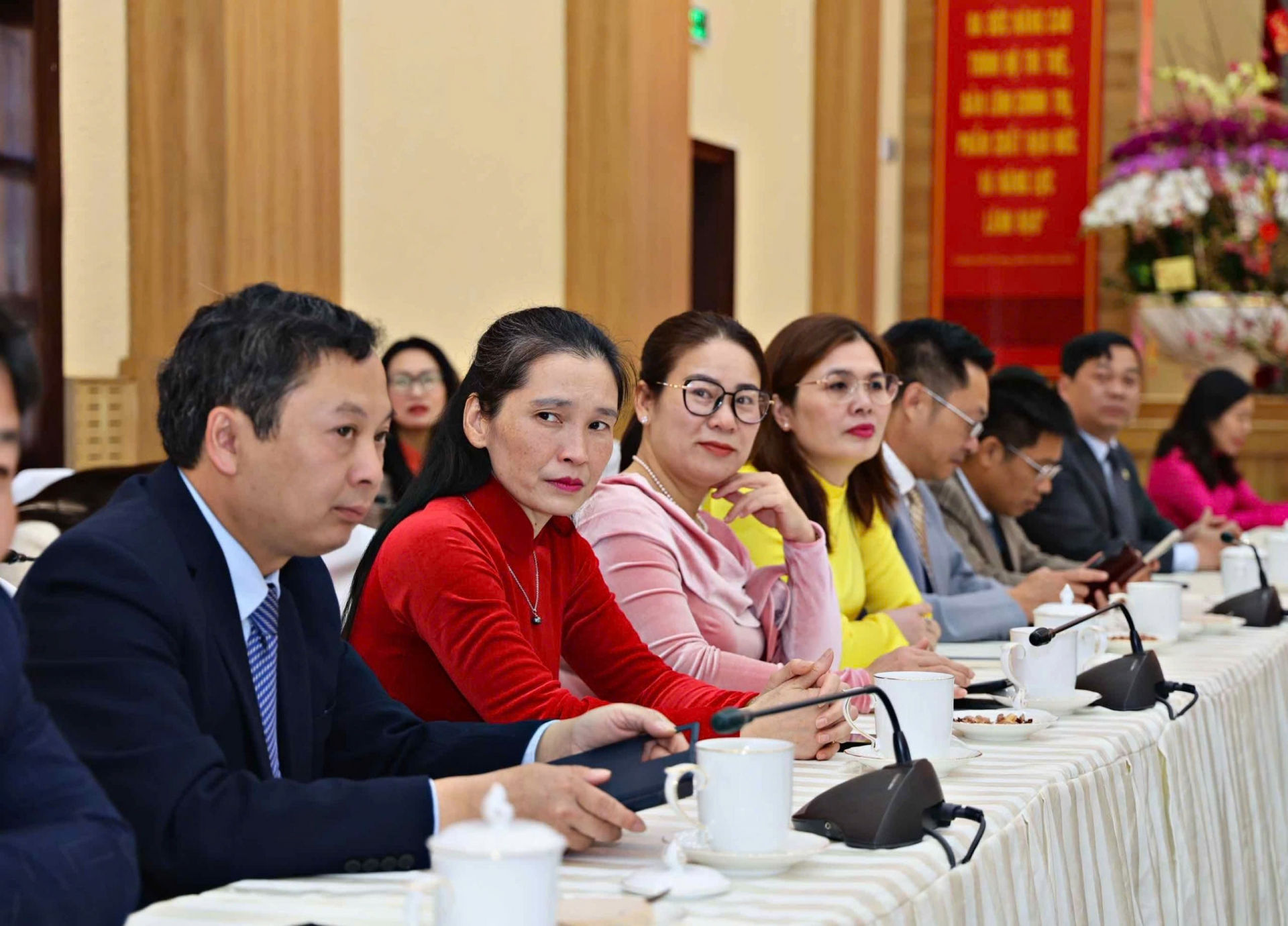 Các đồng chí tham dự kỷ niệm 