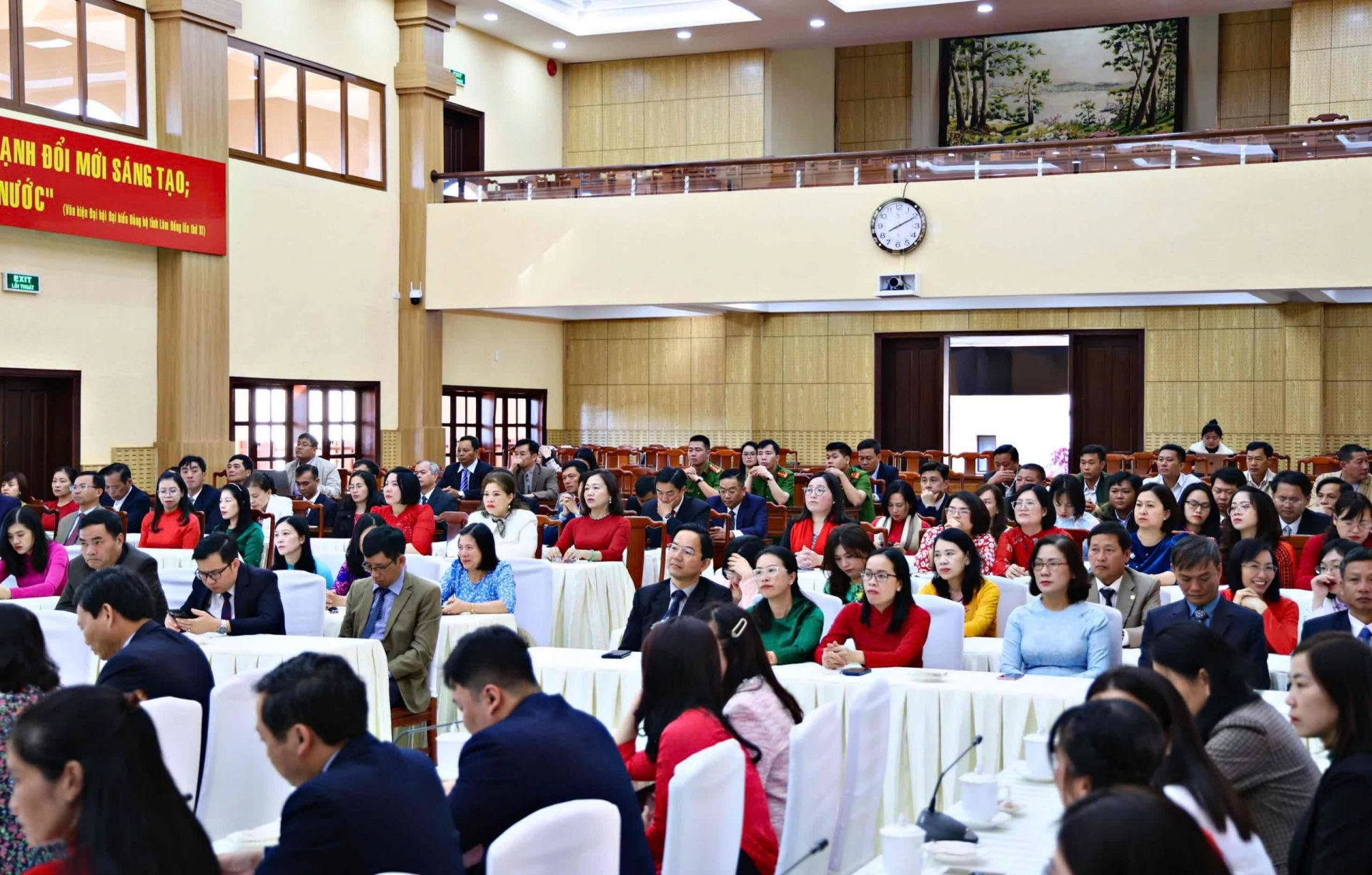 Cán bộ, công nhân, viên chức các Ban Xây dựng Đảng của tỉnh, Văn phòng Tỉnh uỷ và Đảng uỷ Khối các cơ quan tỉnh, Đảng uỷ Khối doanh nghiệp tỉnh tham dự